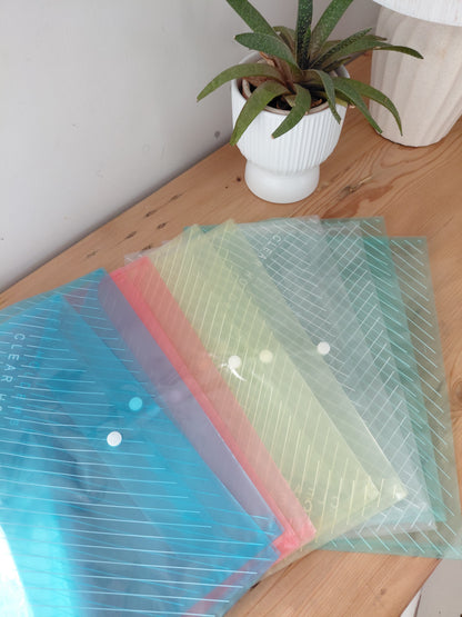 Kleurvolle Plastiek Lêers A4 - Stel van 10 met Drukknoppies